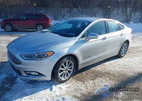 2017 Ford Fusion Hybrid Se из США, поврежденный, VIN 3FA6P0LU6HR164147